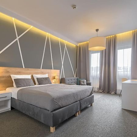 Park Hotel บิดกอชซ์ ภายนอก รูปภาพ