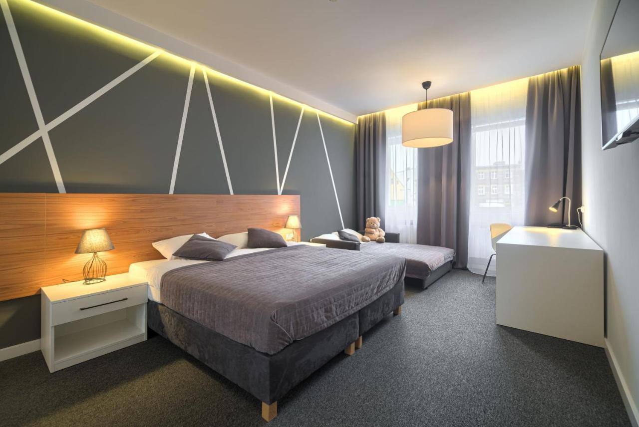 Park Hotel บิดกอชซ์ ภายนอก รูปภาพ