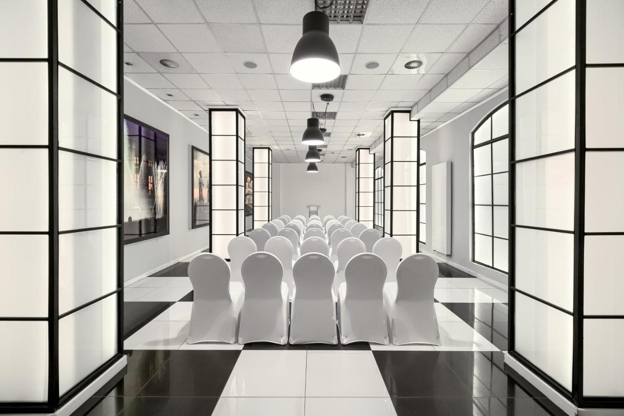 Park Hotel บิดกอชซ์ ภายนอก รูปภาพ