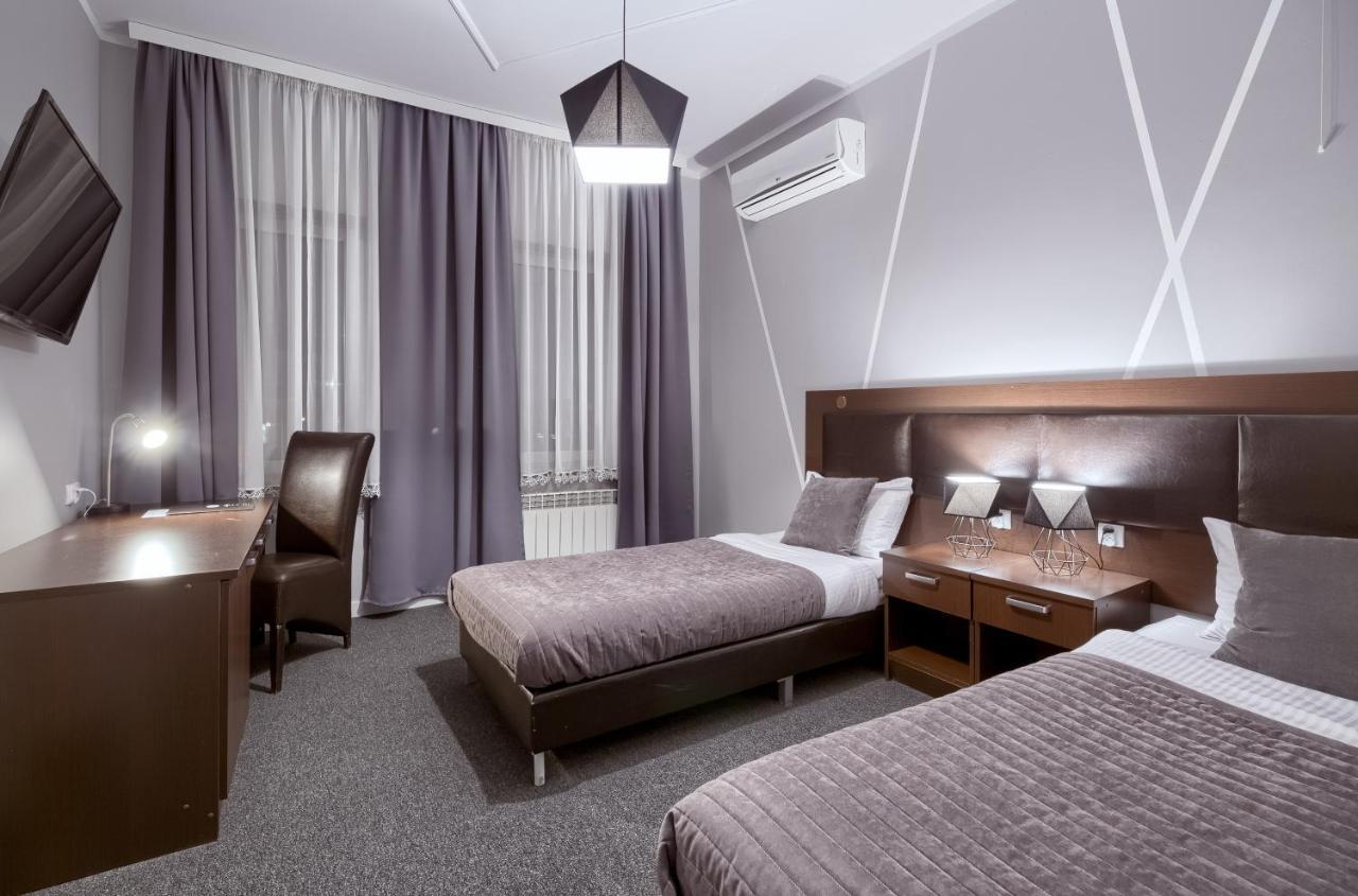 Park Hotel บิดกอชซ์ ภายนอก รูปภาพ
